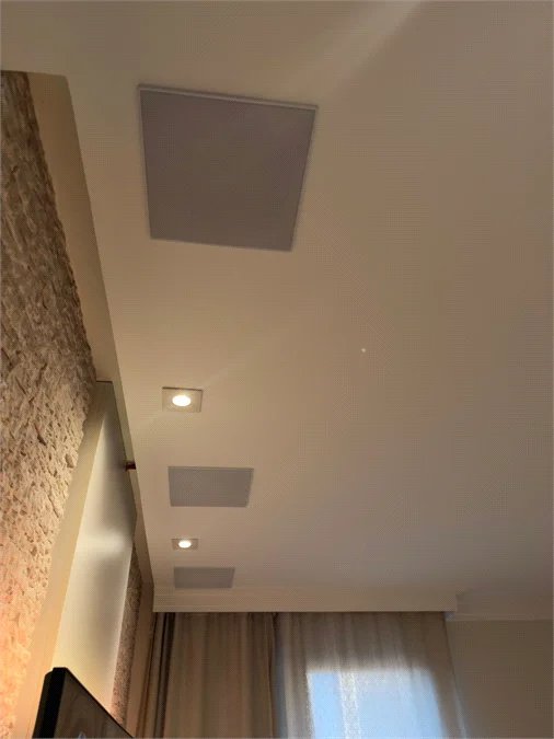 Apartamento à venda com 2 suítes em Jardim Londrina, São Paulo, SP
