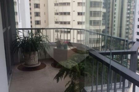 Apartamento à venda com 4 quartos, sendo 2 suítes, em Tatuapé, São Paulo, SP