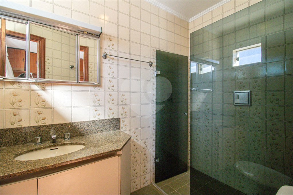Casa à venda com 5 quartos, sendo 4 suítes, em Jardim Prudência, São Paulo, SP