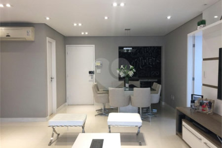 Apartamento à venda com 3 suítes em Vila Paulicéia, São Paulo, SP