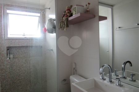 Apartamento à venda com 4 quartos, sendo 3 suítes, em Jardim Londrina, São Paulo, SP