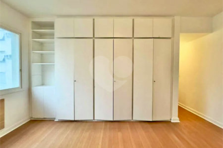 Apartamento à venda com 3 quartos, sendo 1 suíte,  em Leblon, Rio de Janeiro, RJ