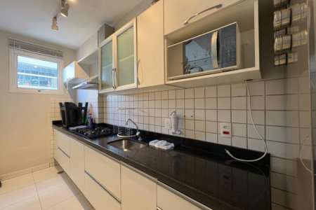 Apartamento com 2 dormitórios à venda, 78 m² por R$ 640.000,00 - Gonzaga - Santos/SP