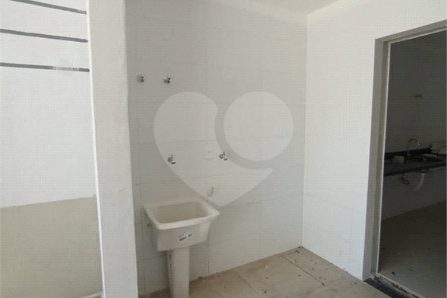 Sobrado à venda com 3 suítes em Vila Nova Cachoeirinha, São Paulo, SP