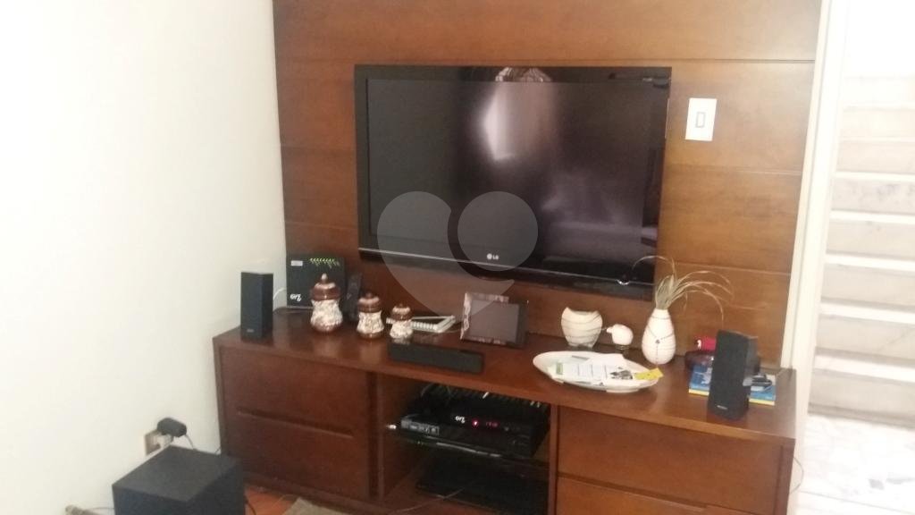 Sobrado à venda com 4 quartos, sendo 1 suíte,  em Santa Teresinha, São Paulo, SP