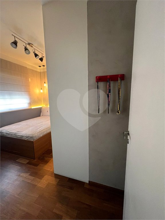 Apartamento à venda com 4 quartos, sendo 2 suítes,  em Brooklin Paulista, São Paulo, SP