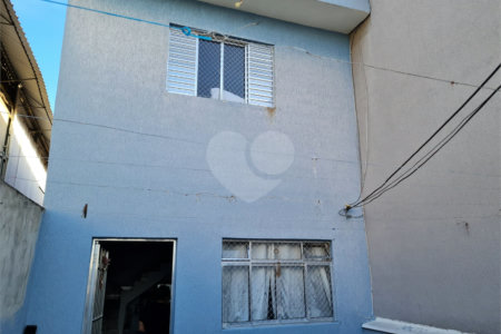Casa à venda com 3 quartos em Jardim das Esmeraldas, São Paulo, SP