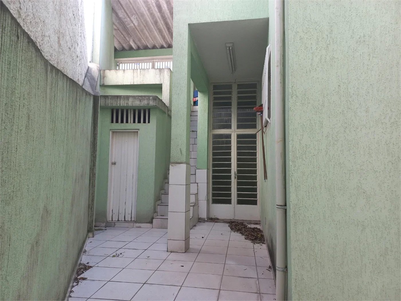 Casa à venda com 3 quartos em Vila Ipojuca, São Paulo, SP