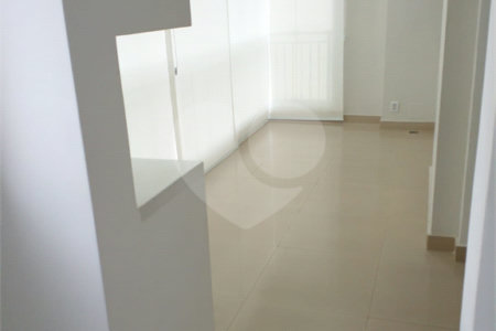 Apartamento à venda com 3 quartos, sendo 1 suíte, em Jardim Vazani, São Paulo, SP