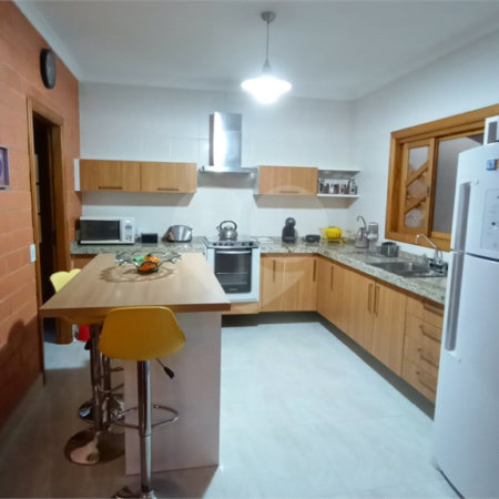 Casa à venda ou para alugar com 3 quartos, sendo 1 suíte, no condomínio Paysage Noble, Vargem Grande Paulista - SP