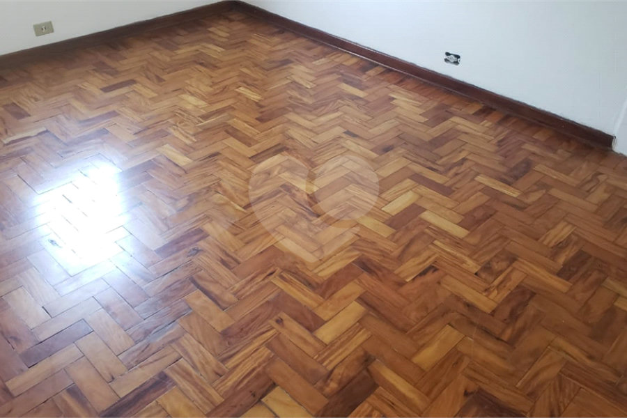 Sobrado à venda com 3 quartos, sendo 1 suíte, em Horto, São Paulo, SP