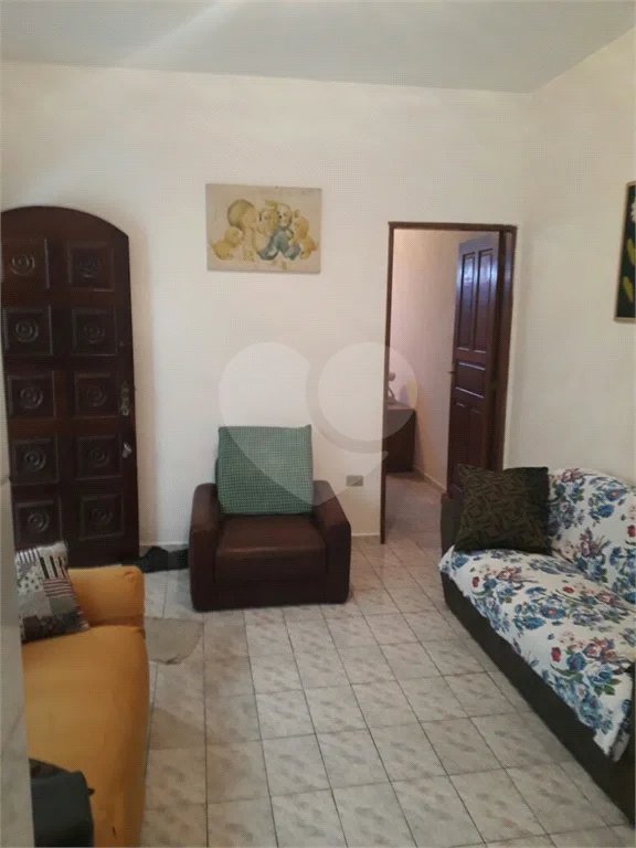 Casa Térrea à venda com 2 quartos, sendo 1 suíte, no Centro, Itanhaém, SP