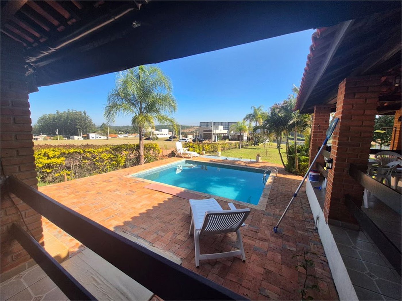 Chácara com 3 dormitórios à venda, 1200 m² por R$ 870.000,00 - Condomínio Ninho Verde II - Pardinho/SP