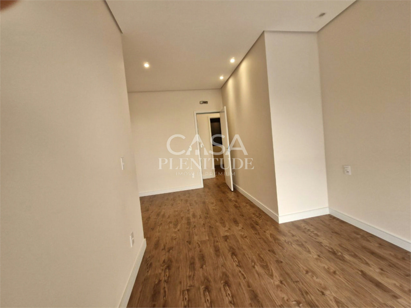 Casa em condomínio à venda com 3 quartos, sendo 1 suíte, em Cajuru do Sul, Sorocaba, SP