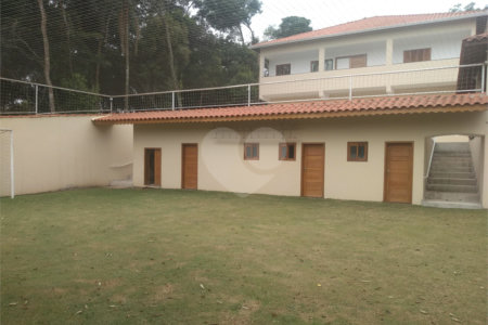 Chácara à venda com 4 suítes em Pirucaia, Mairiporã, SP