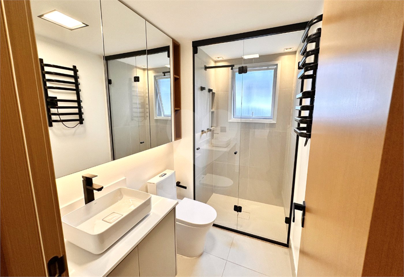 Apartamento à venda com 3 suítes em Santo Amaro, São Paulo, SP
