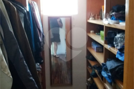 Sobrado à venda com 4 quartos, sendo 3 suítes, em Tucuruvi, São Paulo, SP