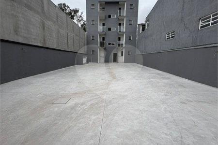 Casa à venda com 3 quartos, sendo 1 suíte, no condomínio Felipe Camarão, Poá - SP