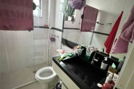 Apartamento à venda com 3 quartos, sendo 1 suíte, em Vila Dom Pedro I, São Paulo, SP