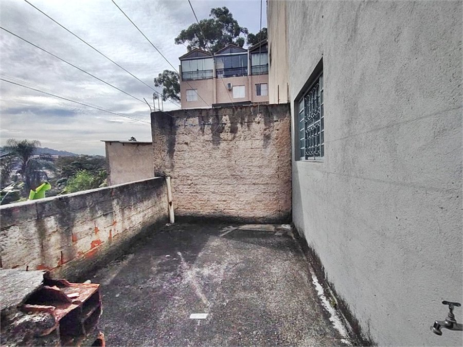 Sobrado à venda com 3 quartos, sendo 1 suíte, em Vila Pedra Branca, São Paulo, SP