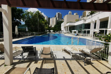 Apartamento à venda com 3 suítes em Jardim Monte Kemel, São Paulo, SP