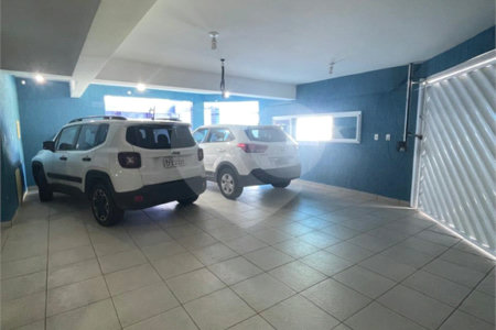 Casa à venda com 5 quartos, sendo 3 suítes, no condomínio Swiss Park, São Bernardo do Campo - SP
