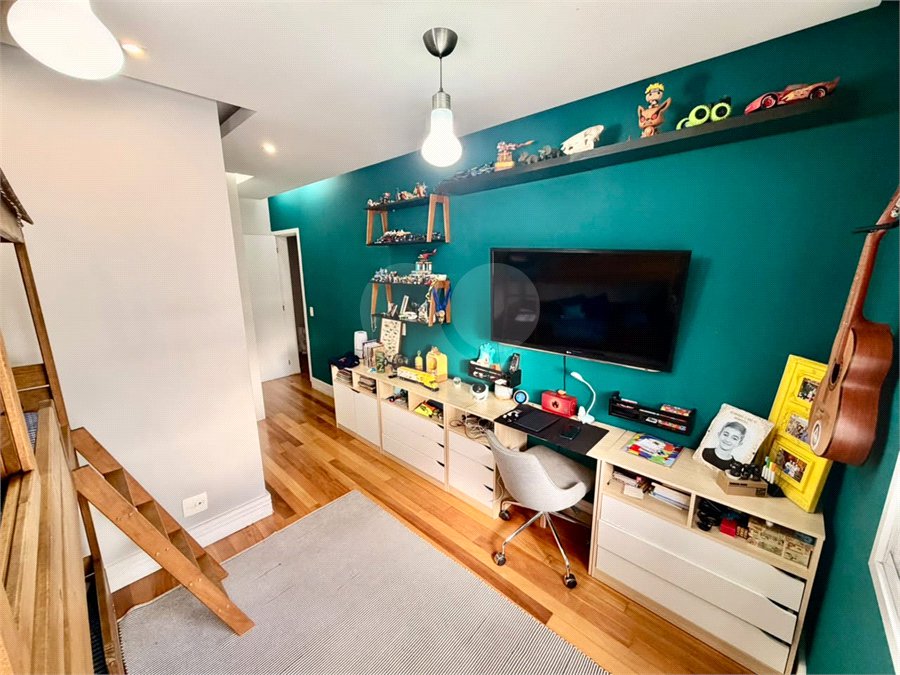 Casa à venda com 3 suítes no condomínio Villaggio Della Hípica, São Paulo - SP