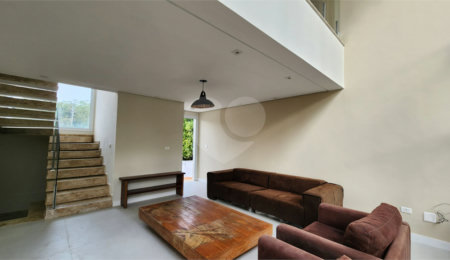 Casa à venda com 5 quartos, sendo 2 suítes,  no condomínio Residencial Jardim Primavera, Louveira - SP