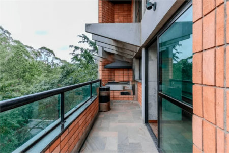 Apartamento à venda com 4 quartos, sendo 2 suítes,  em Paraíso do Morumbi, São Paulo, SP