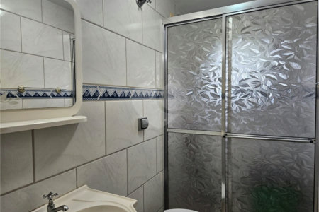 Casa à venda com 4 quartos, sendo 3 suítes, em Jardim Tapajós, Atibaia, SP