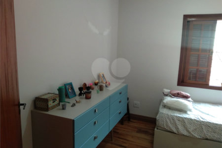 Sobrado à venda com 4 quartos, sendo 2 suítes,  em City Campo Grande, São Paulo, SP
