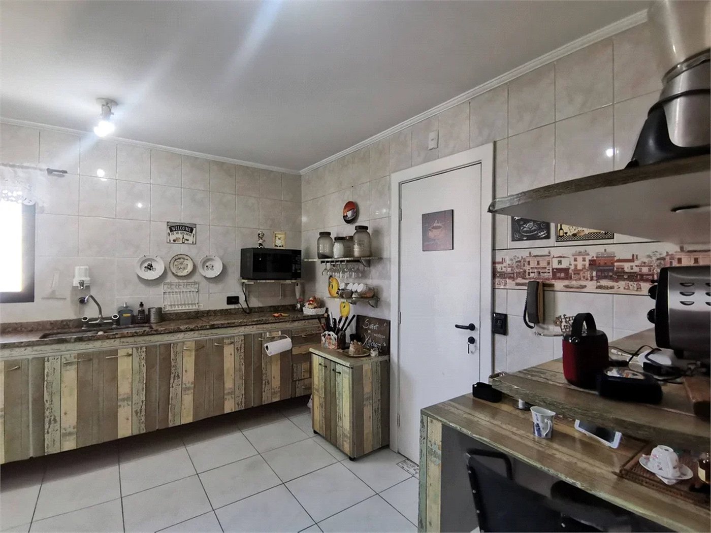Apartamento à venda com 3 quartos, sendo 1 suíte,  em Vila Andrade, São Paulo, SP