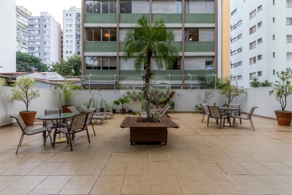 Apartamento à venda com 3 quartos, sendo 1 suíte, em Perdizes, São Paulo, SP