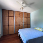Casa à venda com 5 quartos, sendo 2 suítes,  em Jardim Maristela, Atibaia, SP