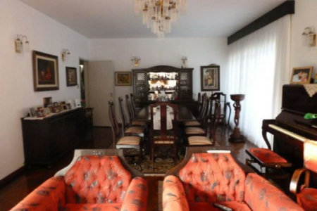 Casa Térrea à venda com 3 quartos, sendo 1 suíte,  em Caxingui, São Paulo, SP