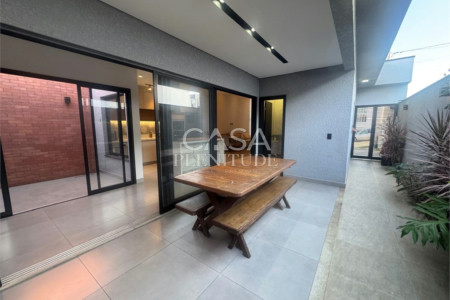 Casa em condomínio à venda com 3 quartos, sendo 1 suíte, em Wanel Ville, Sorocaba, SP