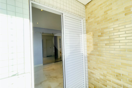 Apartamento à venda com 3 quartos, sendo 1 suíte,  em Nova Petrópolis, São Bernardo do Campo, SP