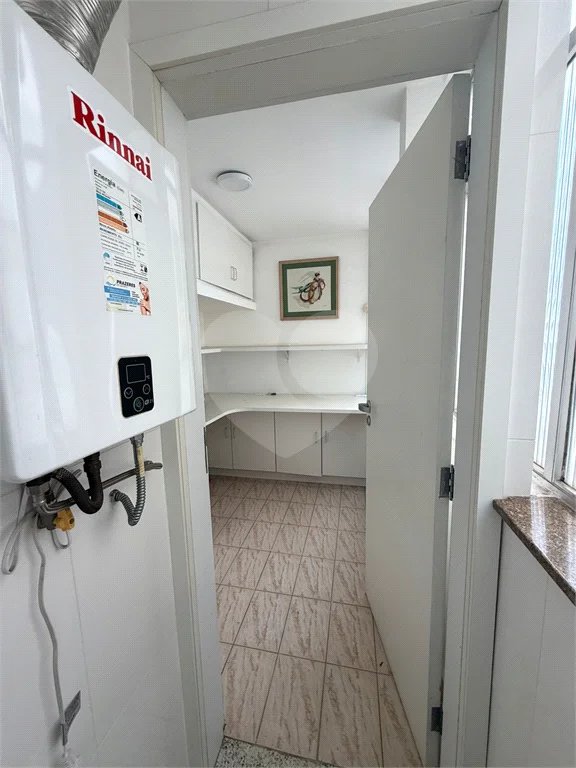 Triplex à venda ou para alugar com 3 suítes em Vila Suzana, São Paulo, SP
