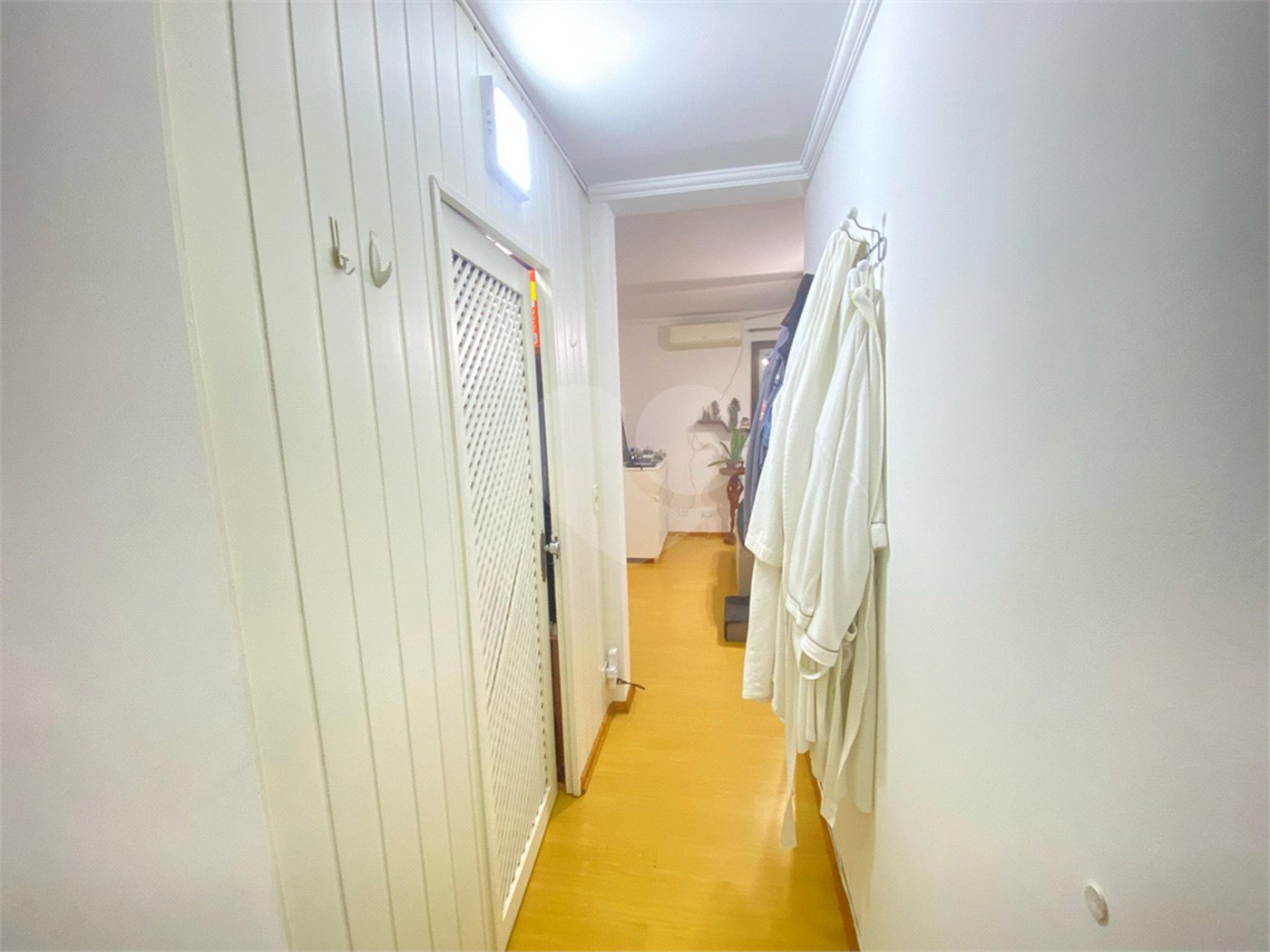 Apartamento para alugar com 4 quartos, sendo 1 suíte, em Jardim Europa, São Paulo, SP