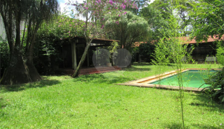 Casa à venda com 4 suítes em Jardim Guedala, São Paulo, SP