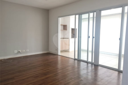 Apartamento à venda com 2 quartos, sendo 1 suíte, em Parque Reboucas, São Paulo, SP