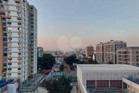 Cobertura à venda com 3 quartos, sendo 2 suítes,  em Maracanã, Rio de Janeiro, RJ