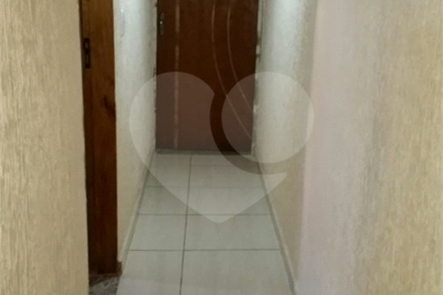 Sobrado à venda com 3 suítes em Barreiro, Mairiporã, SP