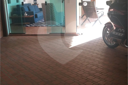 Casa à venda com 5 quartos, sendo 2 suítes, no condomínio Vinhas da Vista Alegre - Lado Sede, Vinhedo - SP
