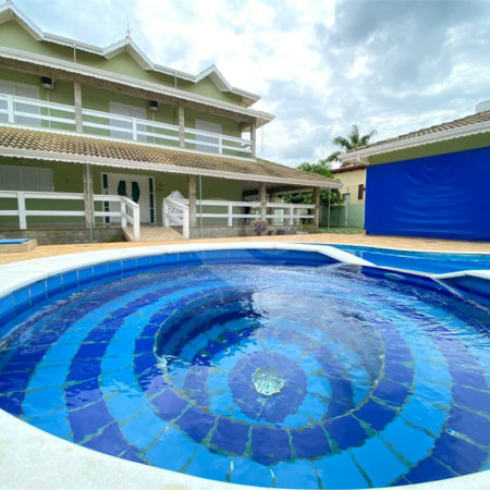 Casa à venda com 6 quartos, sendo 1 suíte, no condomínio Horizonte Azul I, Itupeva - SP