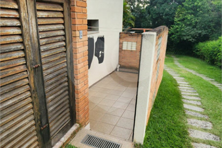 Chácara à venda com 4 quartos, sendo 3 suítes, em Pinheirinho, Vinhedo, SP