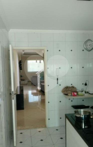 Sobrado à venda com 3 suítes em Jardim Vila Galvão, Guarulhos, SP