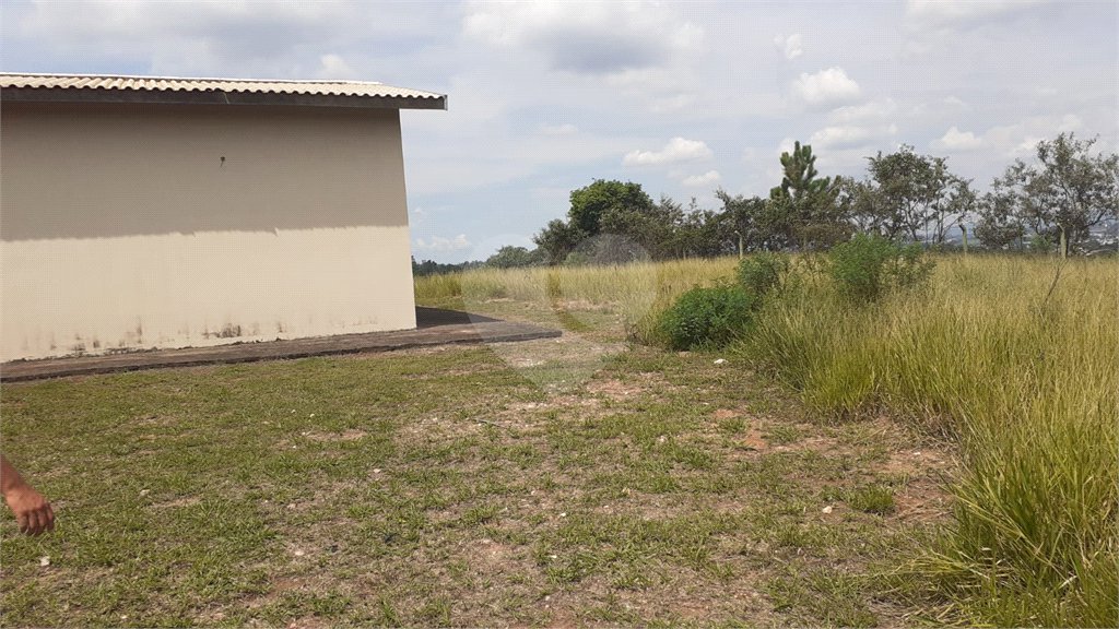 Chácara à venda com 4 quartos, sendo 1 suíte, em Vista Alegre, Vinhedo, SP