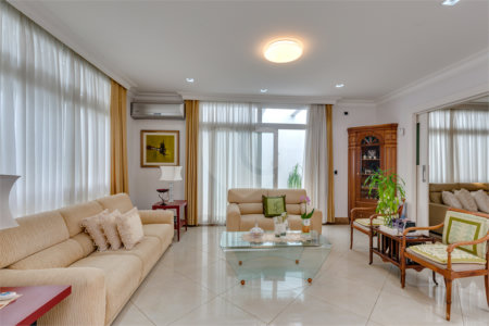 Casa à venda com 2 suítes em Alto da Boa Vista, São Paulo, SP
