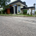 Casa à venda com 3 quartos, sendo 1 suíte, no condomínio Jardim, Sorocaba - SP